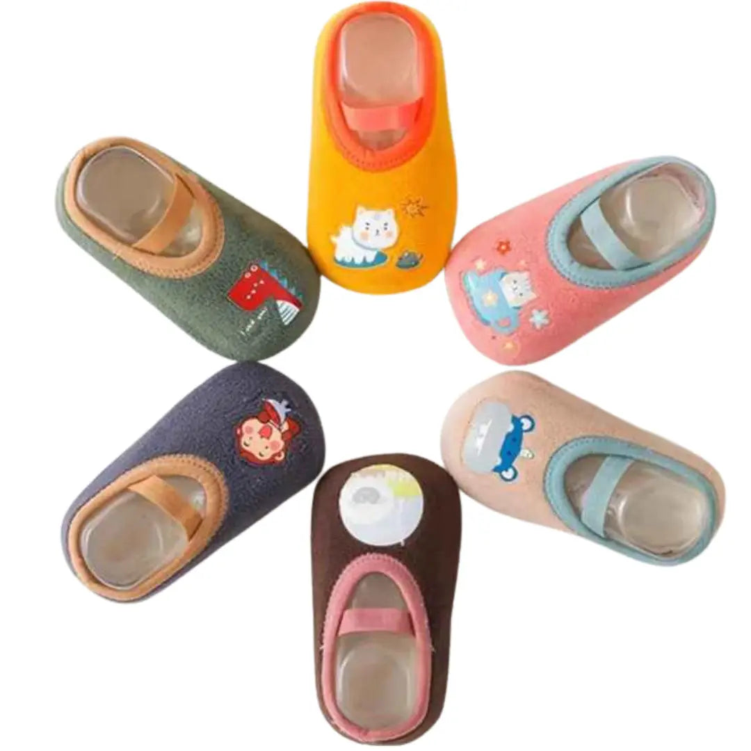 Kit Sapatos Infantis Antiderrapantes Conforto e Segurança 4 Pares - Jardim de Infância