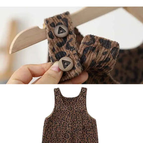 Macacão de Veludo Estampa Leopardo - Leona