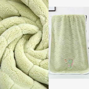 Kit Toalha de Banho em Veludo Coral Macia Absorvente e Confortável 3 Peças - Levi