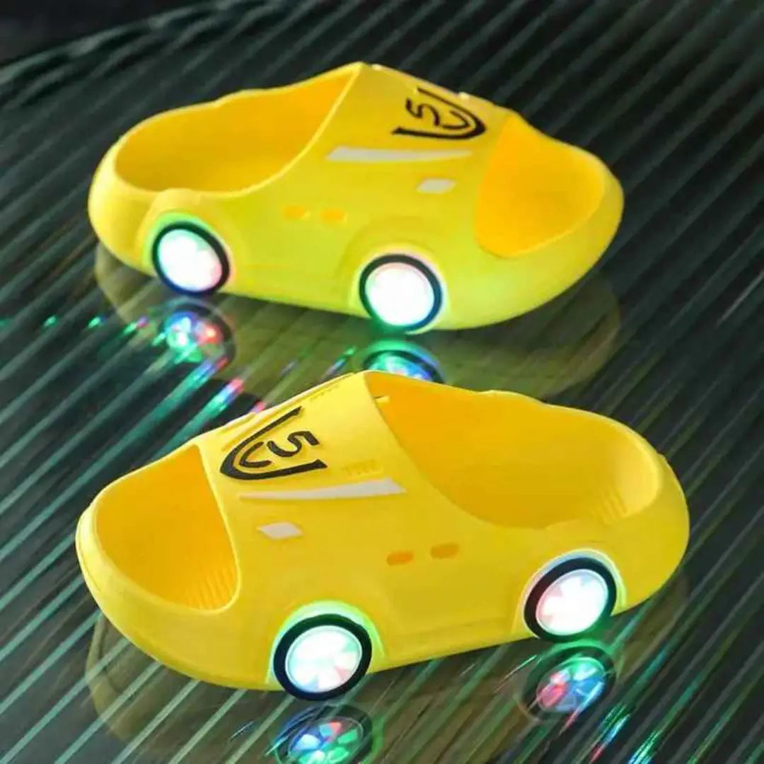 Chinelos Infantis Carro com Luz LED Conforto Diversão - Styleboy
