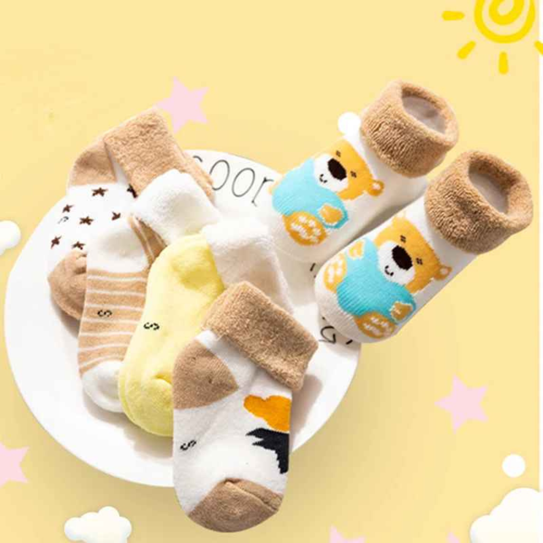 Kit Meias de Pelúcia Desenhos Animados Térmicos 5 Pares - ANINA