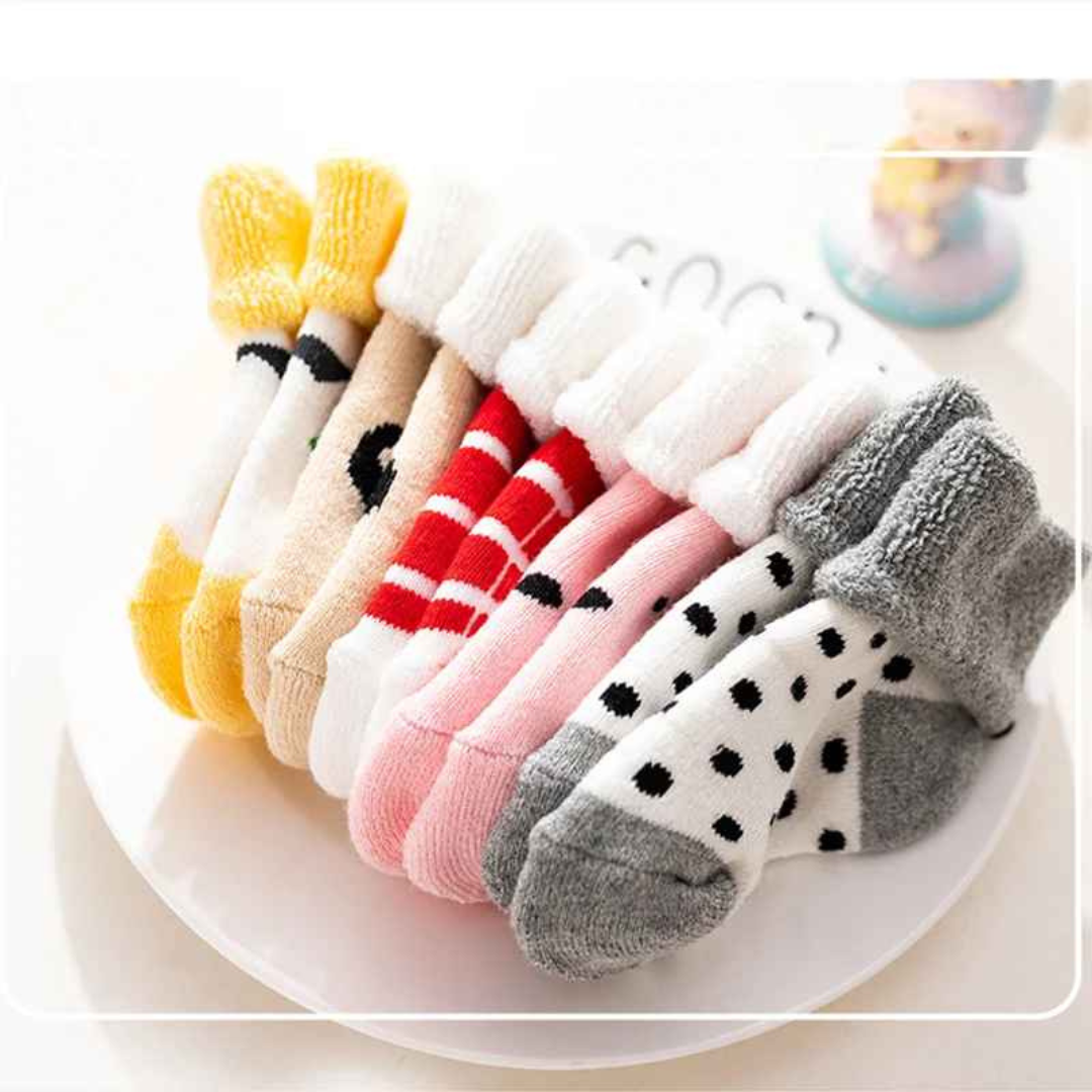 Kit Meias de Pelúcia Desenhos Animados Térmicos 5 Pares - ANINA